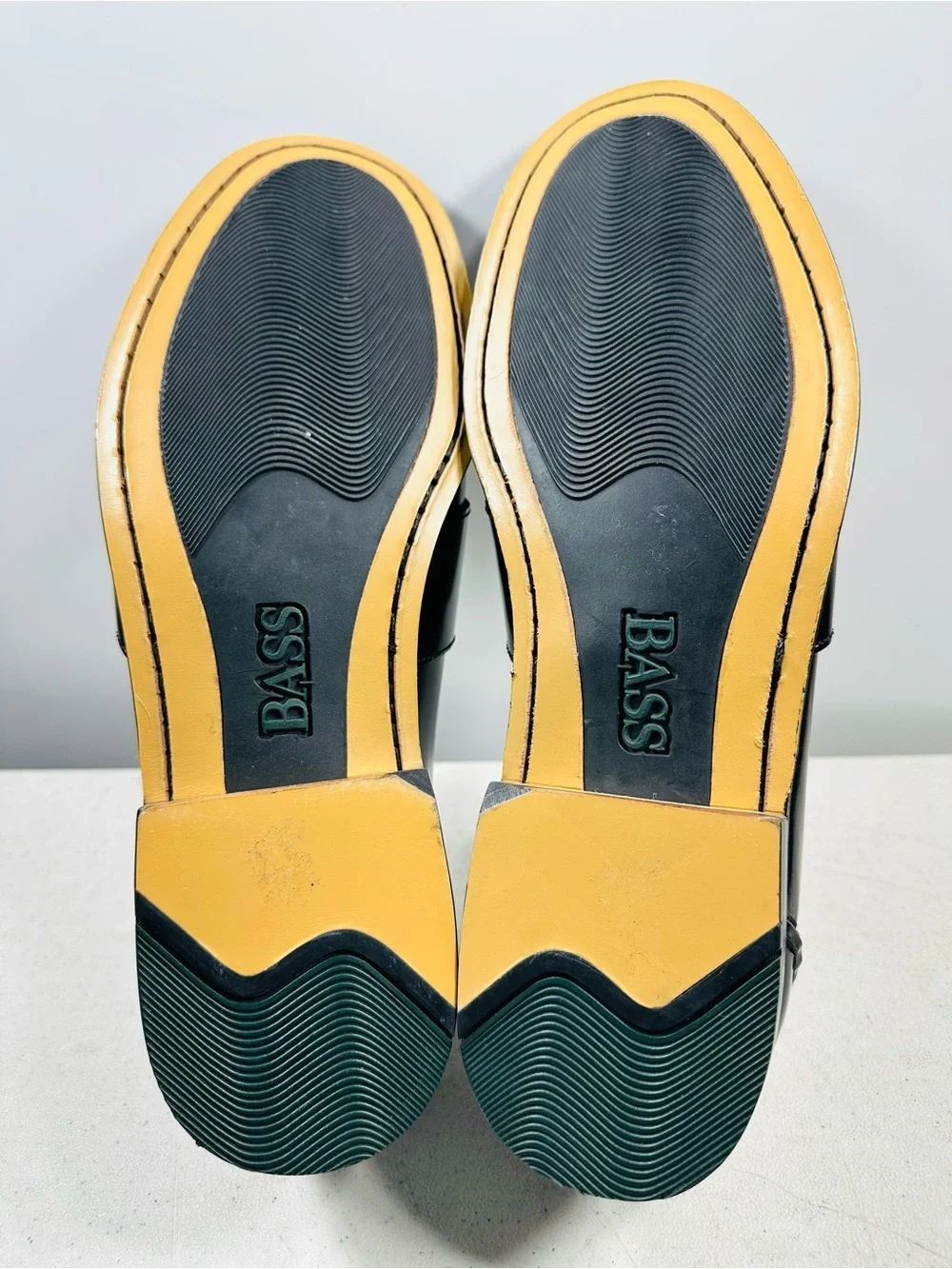 Bass Tassel Loafers Styled Dress Shoes size 10D